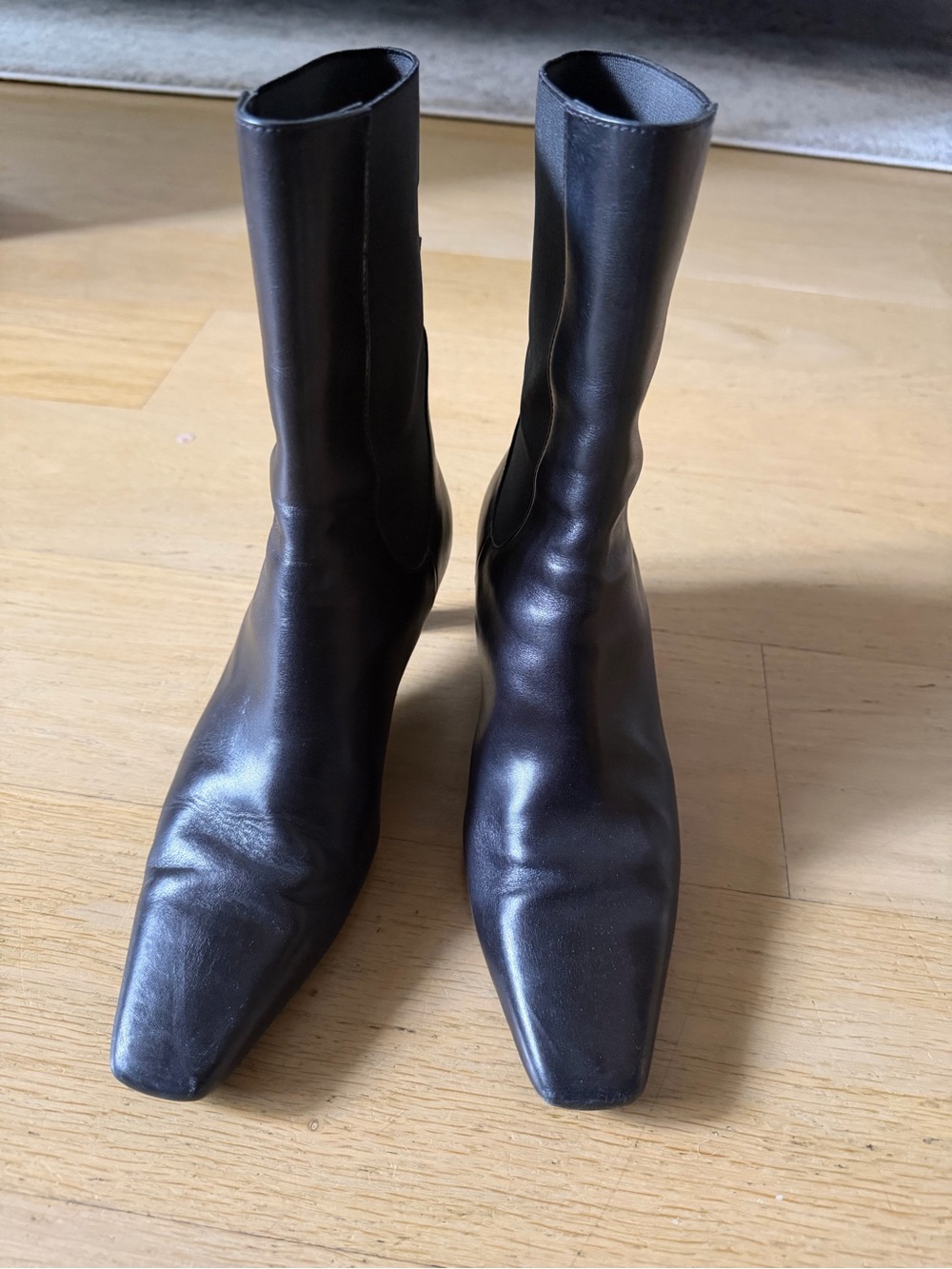 Toteme Black Leather Square-Toe Ankle Boots